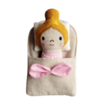 hračka malá šitá princezna v lněné postýlce